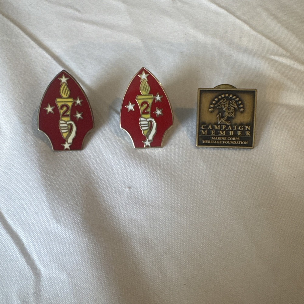 Vintage‎ 2ND Marine Division Lapel Pin USMC & Campaign Member Pin- 3 Pin Lot